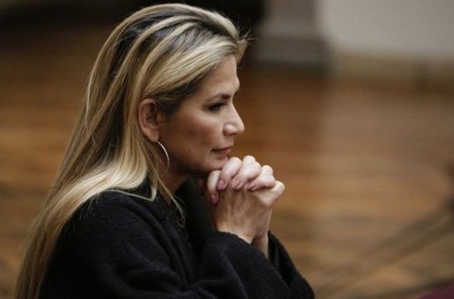 Временный президент Боливии заразилась коронавирусом