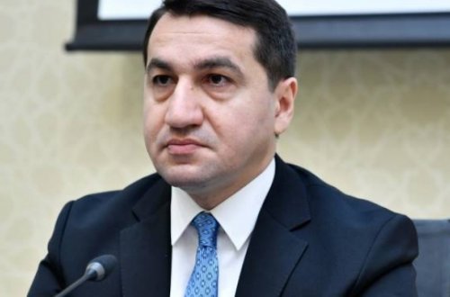 Hikmət Hacıyev: 