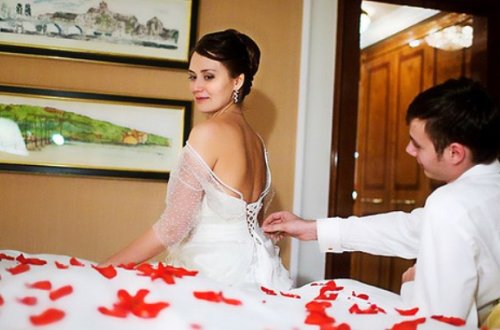 Toy gecəsi ilə bağlı ilk dəfə oxuyacağınız AĞLASIĞMAZ MƏQAMLAR — demə, qızlar... - FOTO