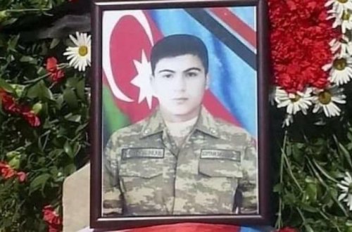 Отец шехида: Последний раз Хайям говорил с дедушкой - ФОТО