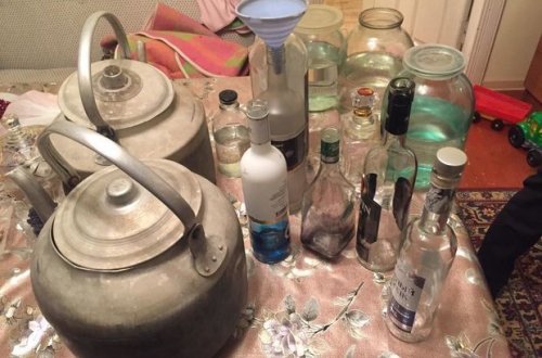 Bərdədə saxta alkoqollu içkilər istehsal edən müəssisə aşkarlandı