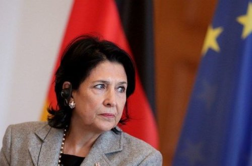 Gürcüstan Prezidenti Ermənistan-Azərbaycan sərhədindəki gərginliklə bağlı narahatlığını ifadə edib