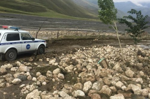 Пострадавшая в результате ливня дорога Губа-Хыналыг восстановлена