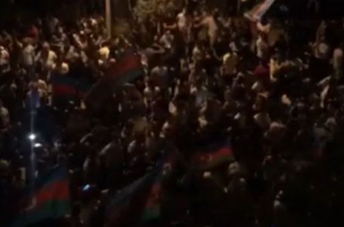 Sumqayıtda şəhid generala görə böyük izdiham - VİDEO