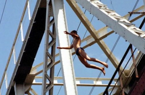 10 yaşlı məktəblinin selfi həvəsi faciə ilə bitdi