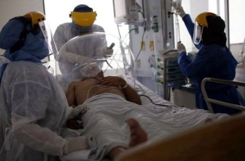 Ölü hesab edilən kişi meyitxanada özünə gəldi, amma həkimlər onu buraxmaq istəmədilər - FOTO