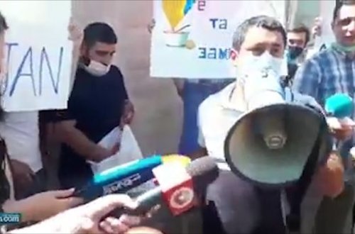 Ermənilər Yerevandakı Ukrayna səfirliyinə hücum etdilər - VİDEO