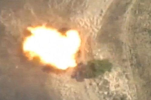 Düşmənin avtomobil texnikası sərrast atəşlə məhv edildi - VİDEO