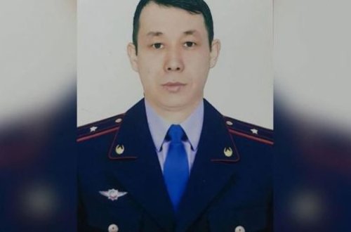 Полицейский выпрыгнул за педофилом из окна 13-го этажа и поймал его