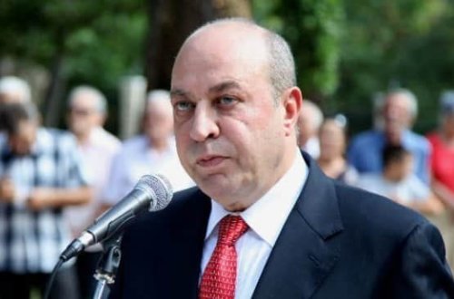 SERBİYADAN GƏTİRİLİB  BAŞIMIZA ATILAN MİNAMYOTLARDA SƏFİR ELDAR HƏSƏNOV SƏHLƏNKARLIĞI...