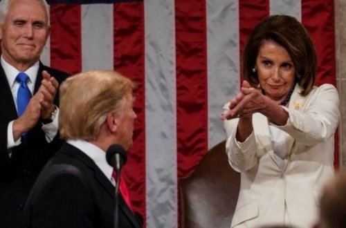 Pelosi COVID-19-u “Trampın virusu” adlandırdı