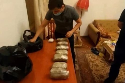 Azərbaycana 15 kiloqrama yaxın narkotik gətirən şəxslər tutuldu - VİDEO