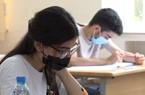 Növbəti buraxılış imtahanı keçirilib - VİDEO