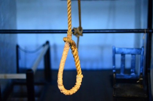 SON DƏQİQƏ! Azərbaycanda tələbə intihar etdi