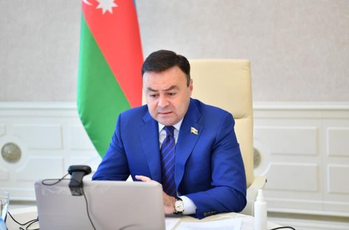 Elnur Allahverdiyev: 