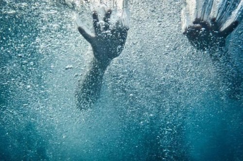 Su kanalında batan azyaşlı qızın meyiti tapıldı