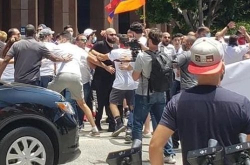 Kaliforniyanın vitse-qubernatoru Los-Ancelesdə azərbaycanlılara qarşı vəhşilikləri pislədi