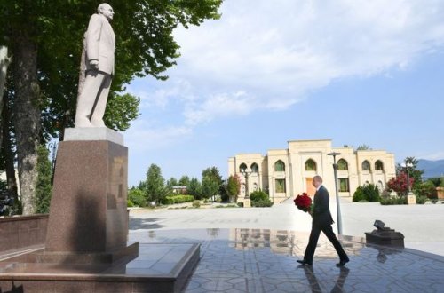 İlham Əliyev İsmayıllıda - FOTO