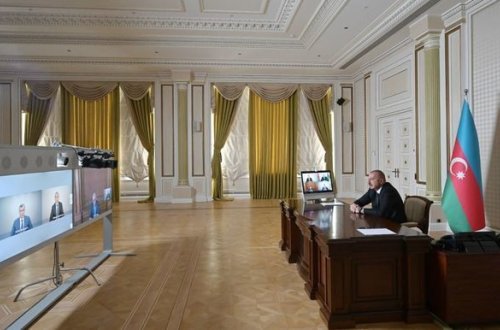 Президент Ильхам Алиев провел совещание в видеоформате в связи с мерами по борьбе с коронавирусом - ФОТО