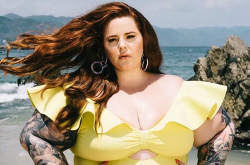 Самая тучная в мире модель рассказала об одиночестве под фото в кружевном белье - ФОТО