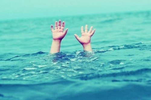 На пляже Сумгайыта утонула беременная женщина - ВИДЕО