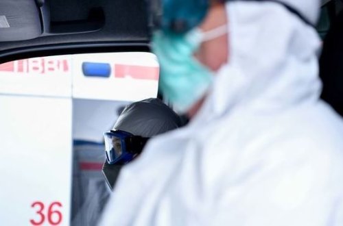 Azərbaycanda koronavirus xəstəsi yaşadığı evi tərk etdi - FOTO