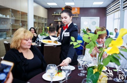 SON DƏQİQƏ! Restoranlar açılır, toylar isə oktyabradək olmayacaq - Rəsmi