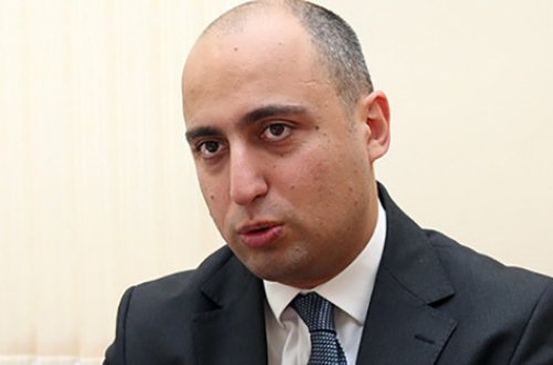 Nazirin təyin etdiyi məktəb direktoru ana dilində düzgün yaza bilmir - Foto