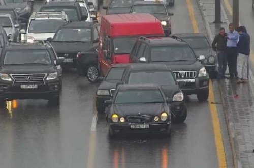 SON DƏQİQƏ! Bakıda 7 avtomobil toqquşdu - ZƏNCİRVARİ QƏZA - VİDEO