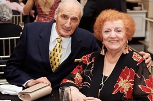 62 il evli olub eyni gündə koronavirusdan öldülər