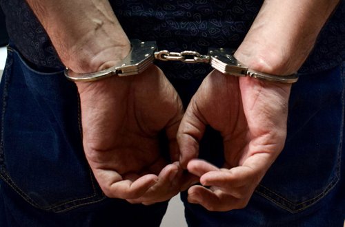 Bakıda tanınmış müğənni həbs edildi - FOTO