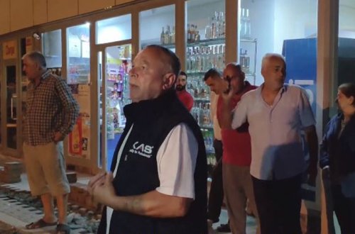 SON DƏQİQƏ: Bakıda aksiya: vətəndaşlar BNA-nın işinə etiraz edir - VİDEO