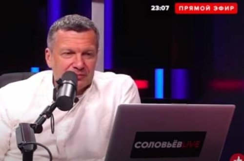 Belaruslu fəhlə Solovyovun birbaşa efirində “vəziyyət necədir” sualına cinsiyət orqanını göstərdi - VİDEO