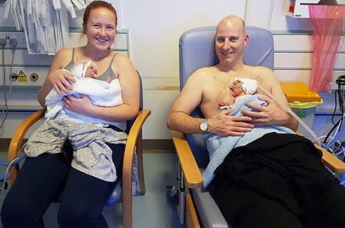 Qadın iki gecəyə iki dəfə uşaq dünyaya gətirdi - FOTO