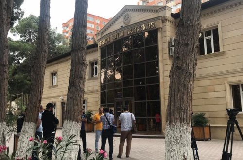 Зять Рамиза Мехтиева и сват экс-депутата предстали перед судом - ОБНОВЛЕНО - ВИДЕО