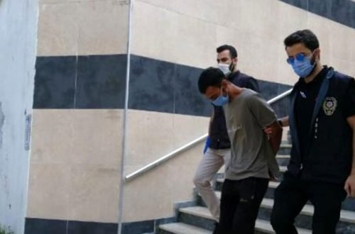 Cinsi əlaqədə olduğu qadını BALTALADI - 90 manata görə - VİDEO