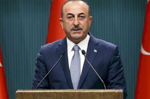 Prezident Mövlud Çavuşoğlunu mükafatlandırdı