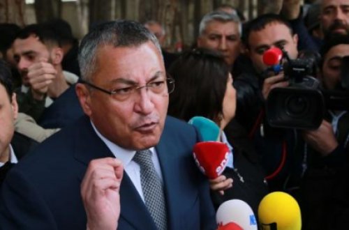 Qaçqınkom ailələri belə dağıdır- Ərə gedən Rövşən Rzayevdən icazə almalıdır?