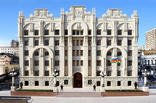 Vilayət Eyvazov rəisi, müavinini və əməliyyatçıları işdən çıxardı