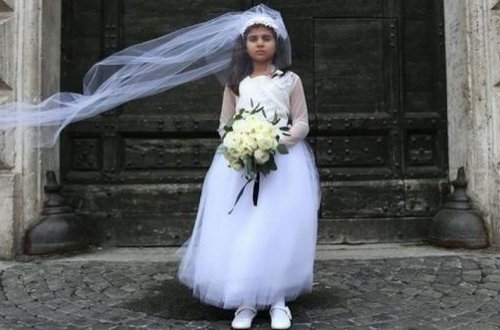 Azərbaycanda yeniyetmə dörd dəfə uşaq dünyaya gətirib