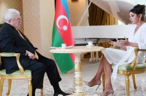 Mixail Qusman Mehriban Əliyevaya məktub yazdı