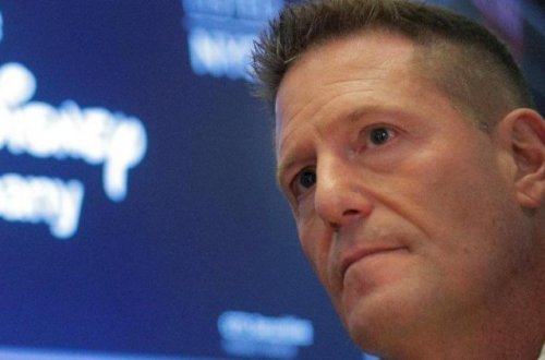 Tramp hədələdi, TikTok-un direktoru istefa verdi