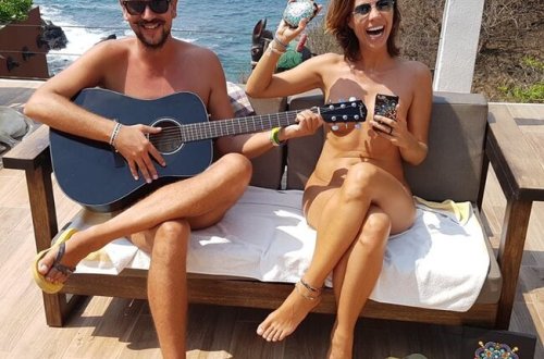 Bu cütlük dünyanı çılpaq gəzir - MARAQLI FOTOLAR