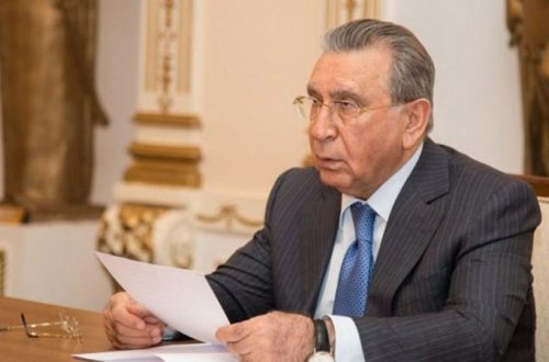 Ramiz Mehdiyevin nəvəsinin toyunda iştirak etdiyi deyilən deputat vəzifəsindən istefa verdi - FOTO