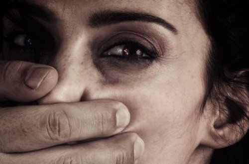 Bərdədə 17 yaşlı qızı qaçıran kişinin keçmiş həyat yoldaşı danışdı - AUDİO