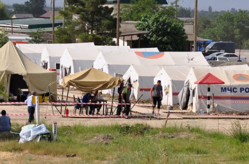 1000-dən çox azərbaycanlı qadın və uşaq Rusiya ilə sərhəddə vətənə qayıdacaqları günü gözləyir