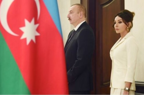 İlham Əliyev və Mehriban Əliyeva UNEC-in yenidən inşa olunan korpusunun açılışında - YENİLƏNİB