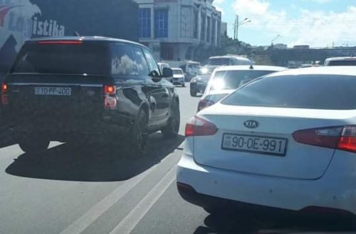 Bakıda 10 PP 400 nömrəli 