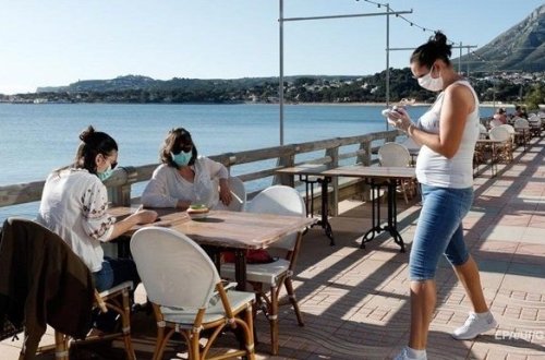 В Испании крупнейшая за четыре месяца вспышка COVID-19