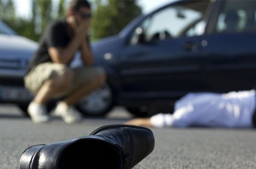 Azərbaycanda vəzifəli şəxsin oğlu yol qəzası törətdi, ölən var